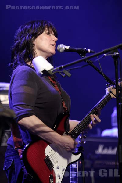 THE BREEDERS - 2013-06-01 - PARIS - Le Trianon - Kim Deal